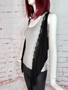 Y2K VIXEN Boho Goth Grunge Indie Festival Black Lace Edge Open Front Vest Medium